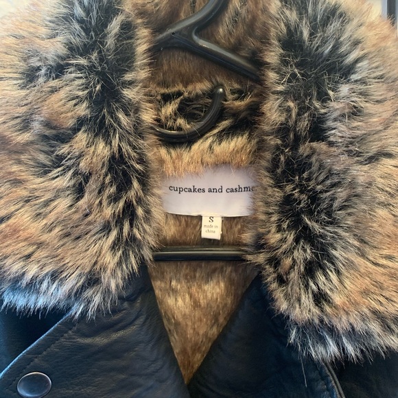 Vegan leather jacket - Picture 5 of 5